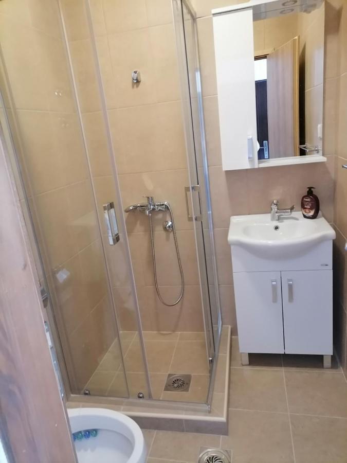 Apartmani 15 Cetinje Kültér fotó