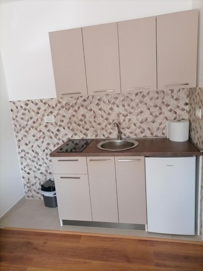 Apartmani 15 Cetinje Kültér fotó