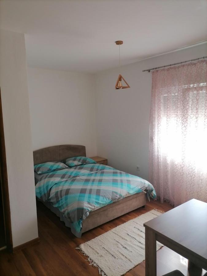 Apartmani 15 Cetinje Kültér fotó