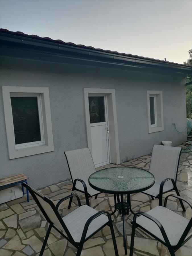Apartmani 15 Cetinje Kültér fotó