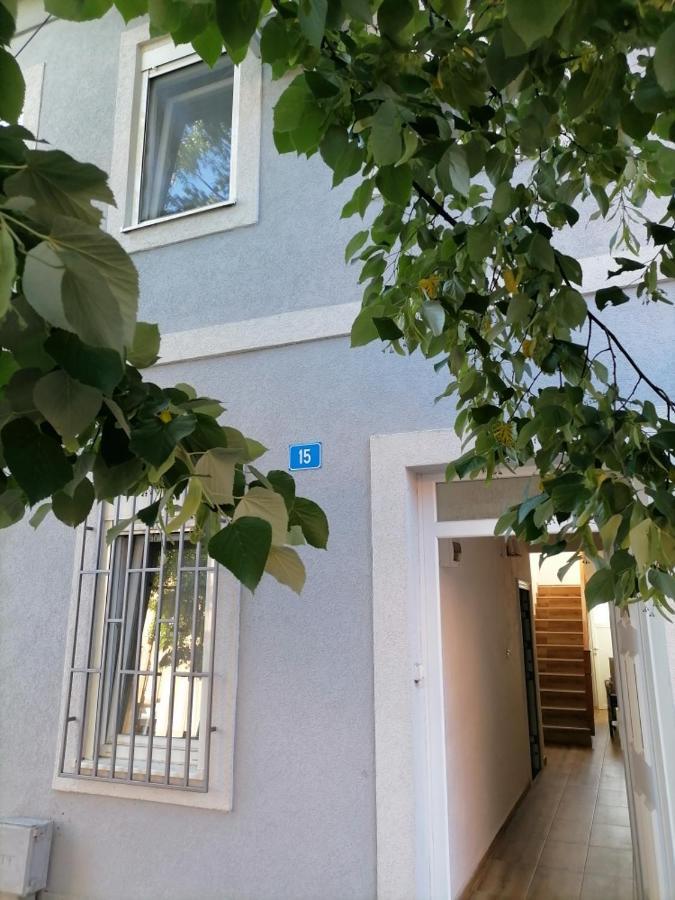 Apartmani 15 Cetinje Kültér fotó