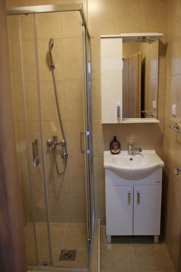 Apartmani 15 Cetinje Kültér fotó