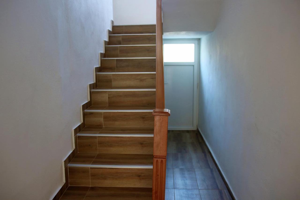 Apartmani 15 Cetinje Kültér fotó