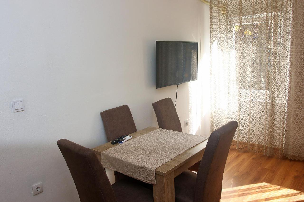 Apartmani 15 Cetinje Kültér fotó