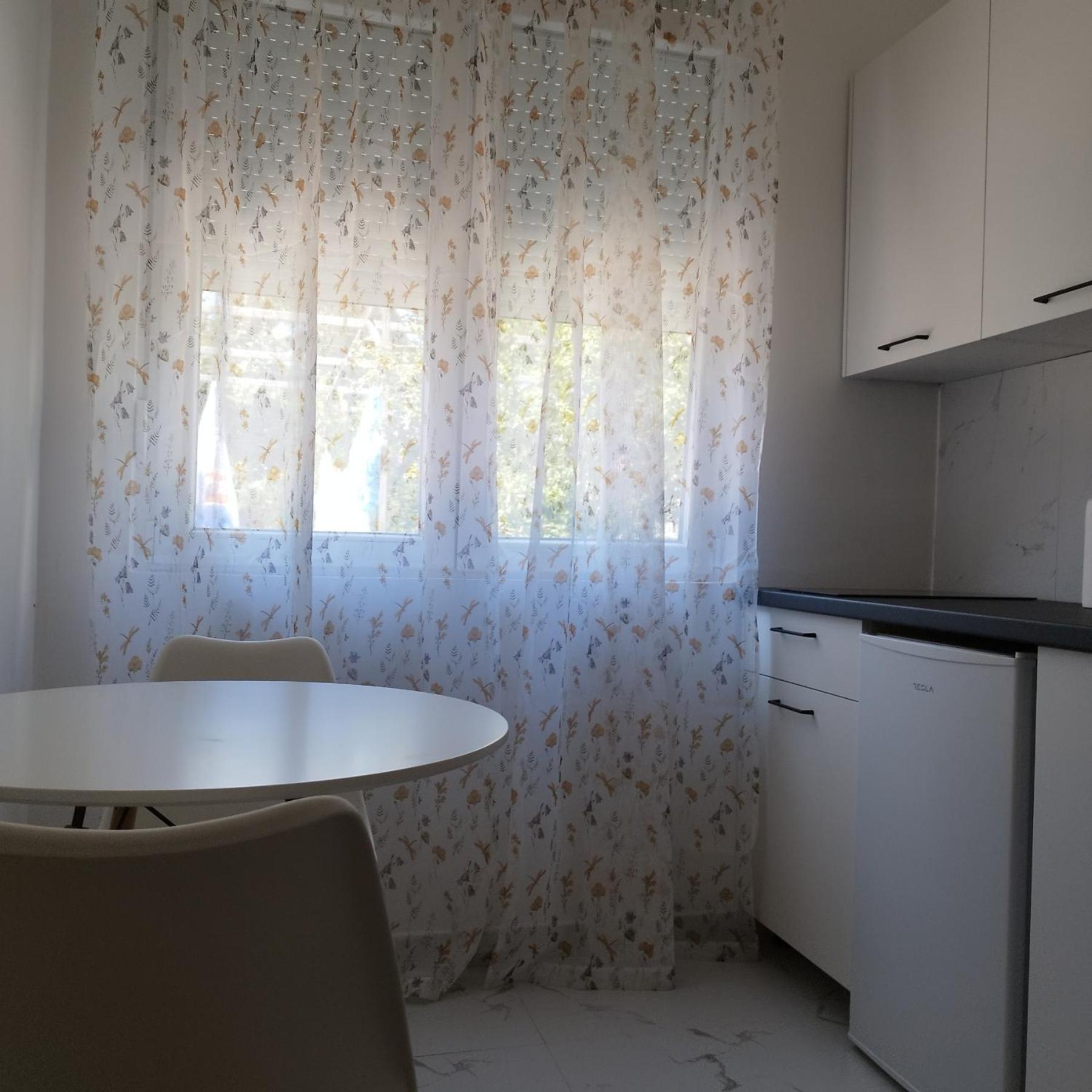 Apartmani 15 Cetinje Kültér fotó